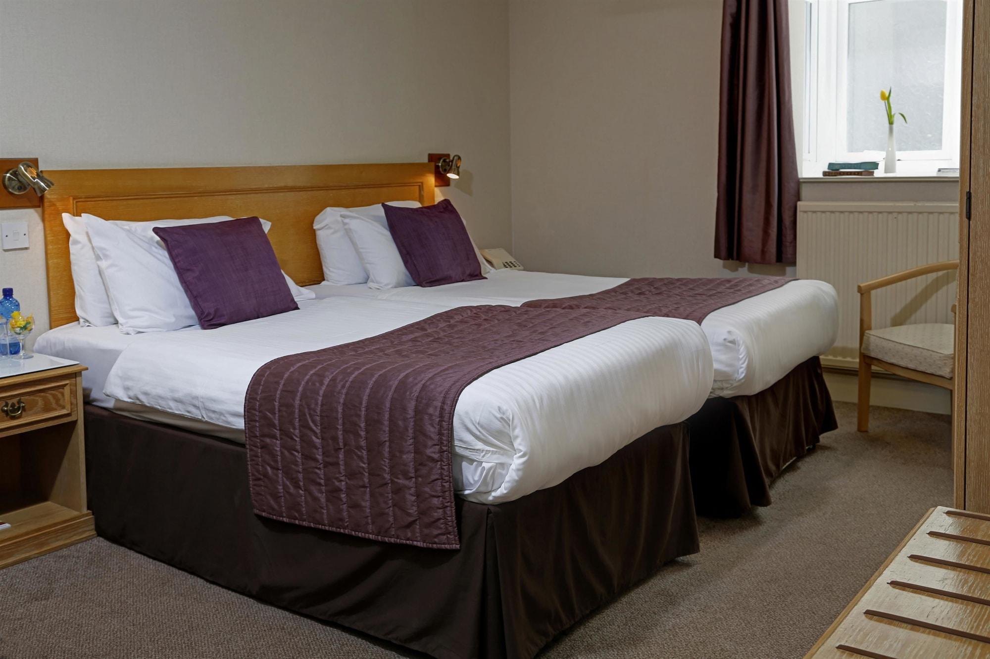 Best Western New Holmwood Hotel Cowes (Isle of Wight) Exterior foto
